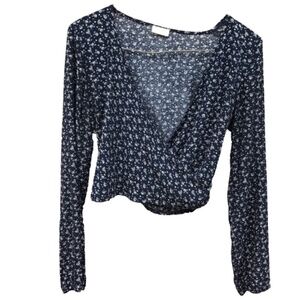 Brandy Melville John Galt Wrap Top